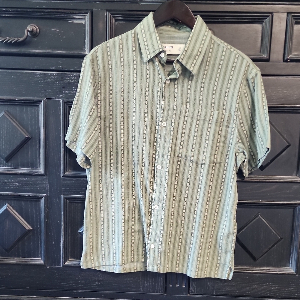 Hollister Green Striped Casual Button Down Shirt